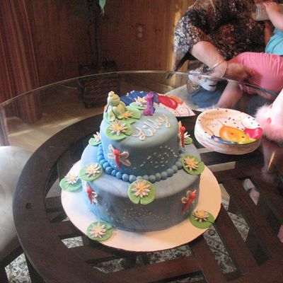 Lily Pad Cake
