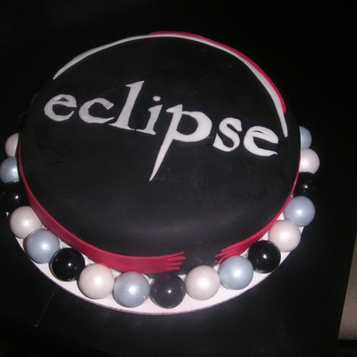 Eclipse Cake