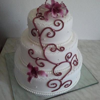 Burgundy Wedding Cake
