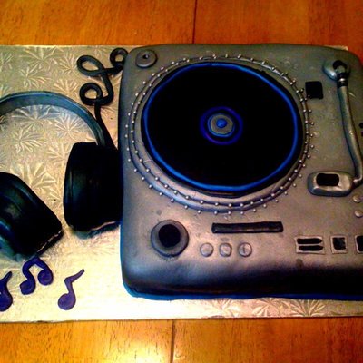Dj Cake