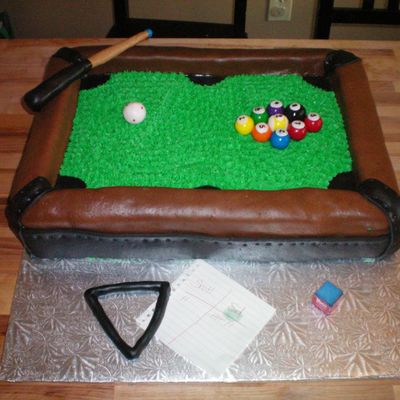9-Ball Billiard Cake