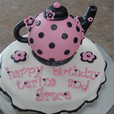 Teapot Cake