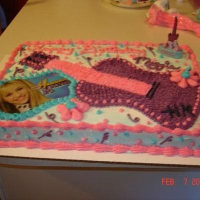 Hannah Montana Cake