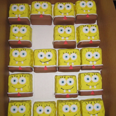Mini Spongebob Cakes