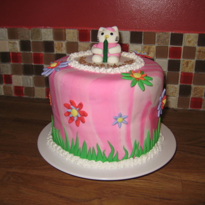Hello Kitty Cake