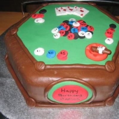 Poker Table Cake