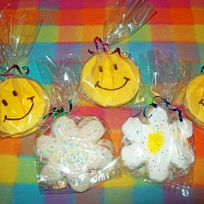 Smiley And Flower Sugar Cookies
