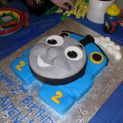 Thomas The Train Cake