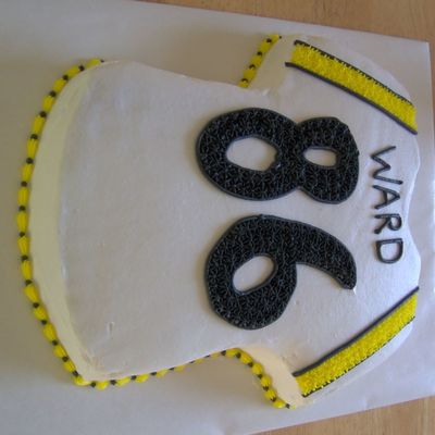 Steeler Jersey Cake