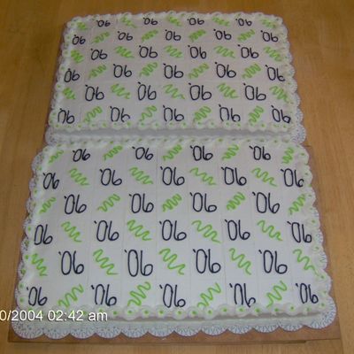 Cakes To Go With Bulldog Graduation