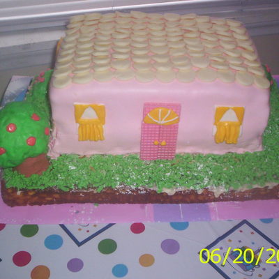 Doll House Cake