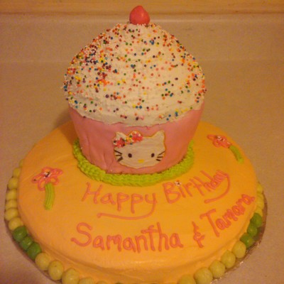 Hello Kitty Giant Cupcake