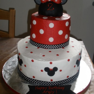 Minnie Mouse Cake