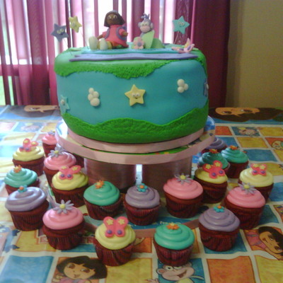 Dora & Boots Cake & Cupcakes