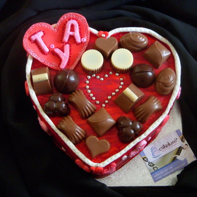 Heart Cake Aniversary