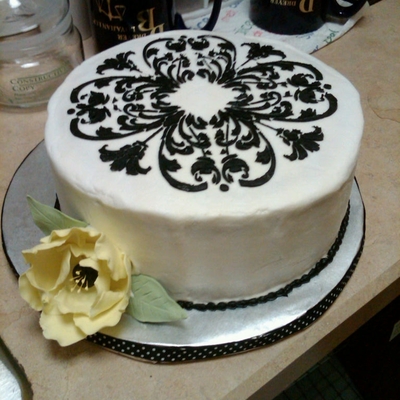 Black & White Stencil Cake
