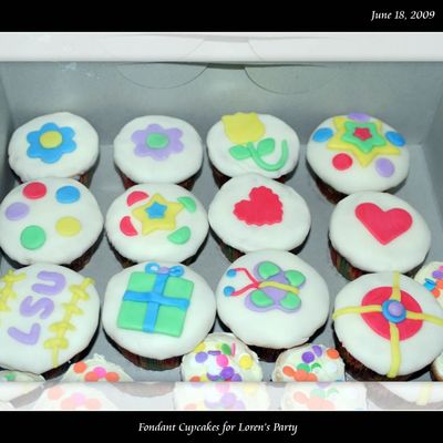 My First Try At Fondant (Fondarific)