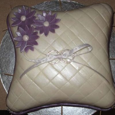 Ring Pillow Cake