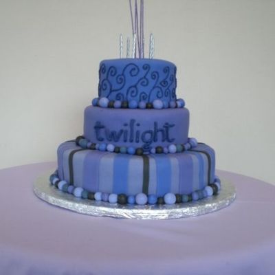 Twilight Birthday Cake