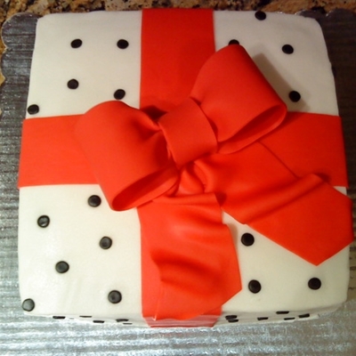 Birthday Present Cake