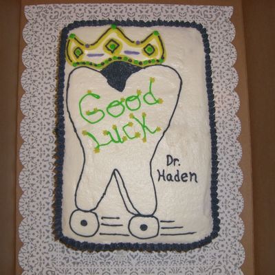 Going Away Cake For My Dr.