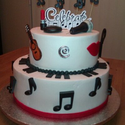 Music/mac Cake