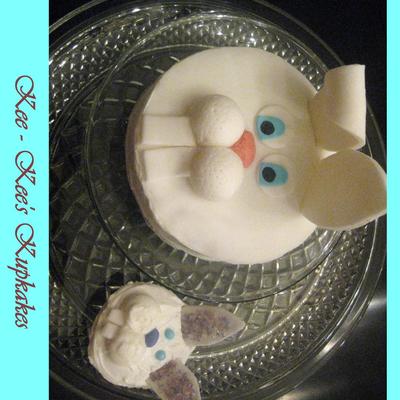Mini Bunny Cake