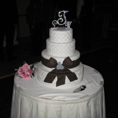 Brown Bow Cake
