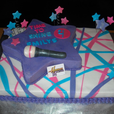 Hannah Montana Star Cake