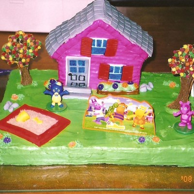 The Backyardigan's Cake