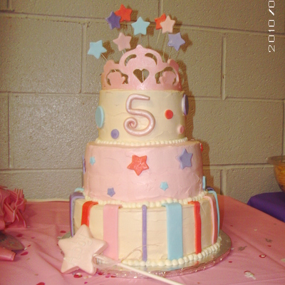 The Princess Tiara And Wand Cake