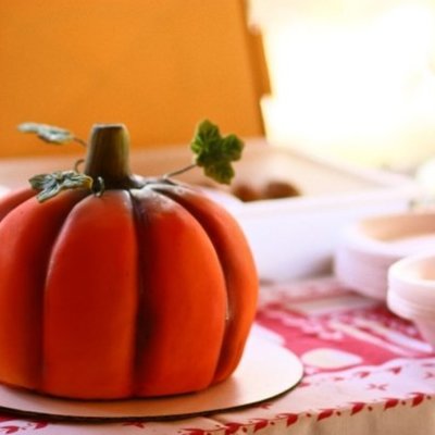 3D Pumpkin Cake