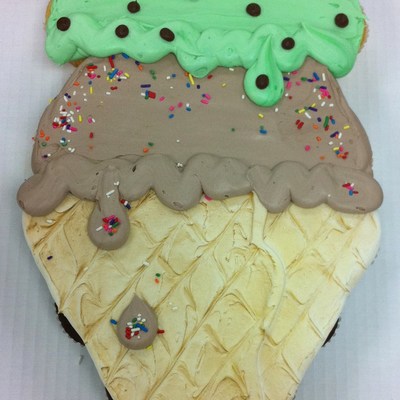 Ice Cream Cone Cupcake Cake
