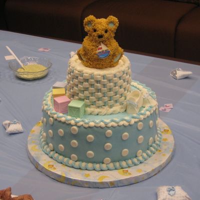 Baby Bear Shower Cake