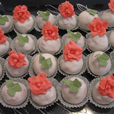 Rose Cake Balls.