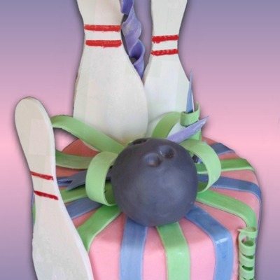 Bowling Party Cake