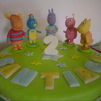 Backyardigans Cake