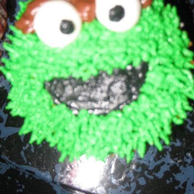 Oscar The Grouch Cupcake!