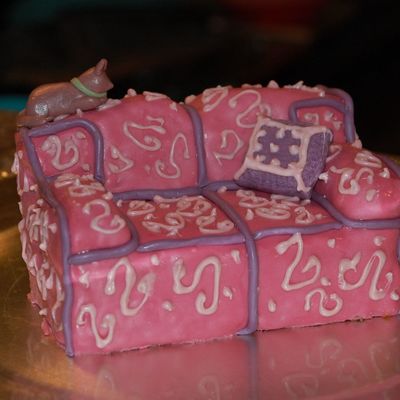 Sofa Cake