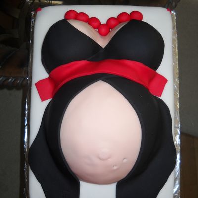 Twilight Baby Shower Belly Cake