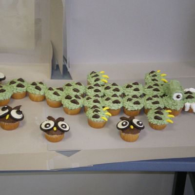 Alligator Cupcakes