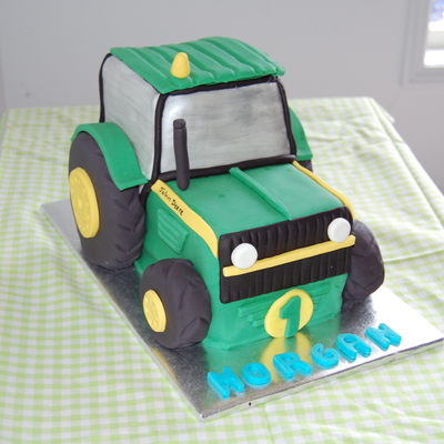 John Deere Tractor Cake