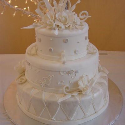 Wild Wedding Cake
