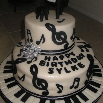 Musical Cake