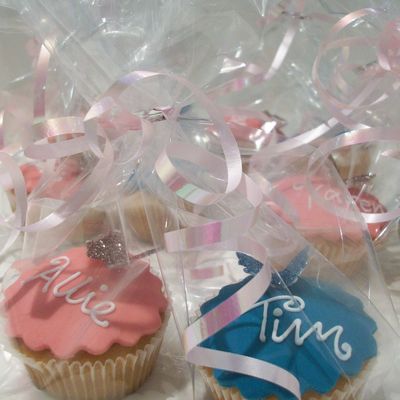 Couples Cupcakes