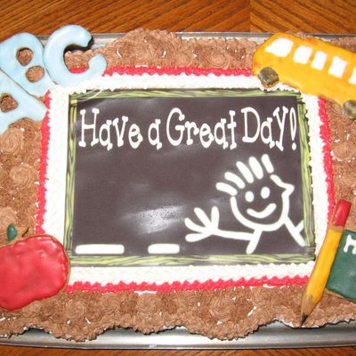 Back To School (Yahoo) Cupcake Cake