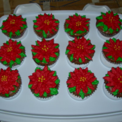 Poinsetta Cupcakes