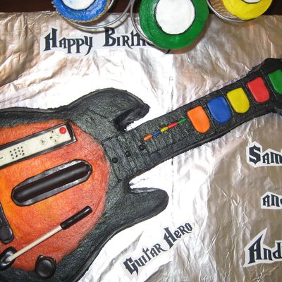 Guitar Hero Cake
