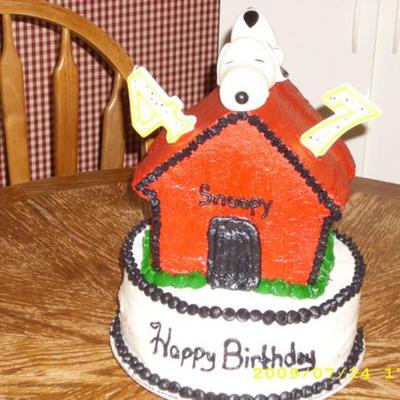 Snoopy Cake