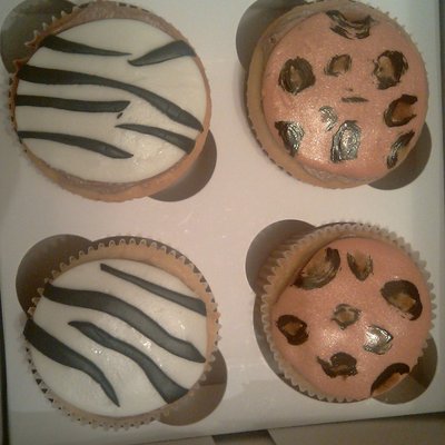 Animal Print Cupcakes